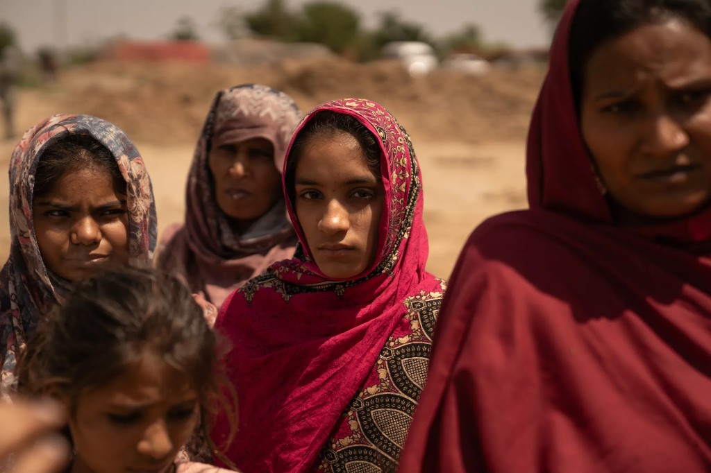 Women and girls at a brick kiln in Pakistan